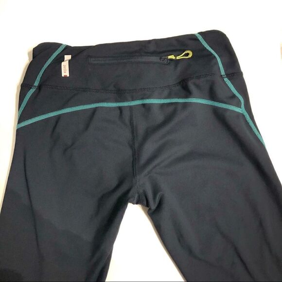 🆕- Zella printed and mesh leggings 💖 - Picture 10 of 11